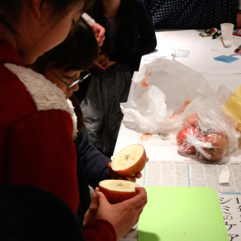 キッズ向けワークショップをチェコ大使館で開催_c0060143_17402093.jpg