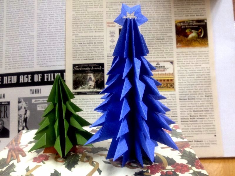 折り紙でクリスマスツリー ガジャのねーさんの 空をみあげて Hazle Cucu 折り紙でクリスマスツリー ガジャのねーさんの 空をみあげて Hazle Cucu