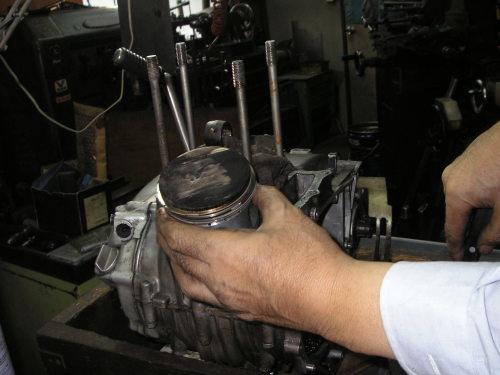 HONDA XL250(旧) エンジン整備_e0218639_10095749.jpg
