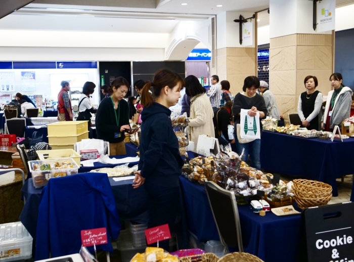 　　マルシェdeモンティ　　２０１８-１２-２１　００：００_b0093754_20491820.jpg