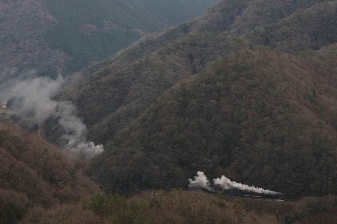 トンネルのあっちとこっちに残る煙　- やまぐち・2018年 -_b0190710_22423764.jpg