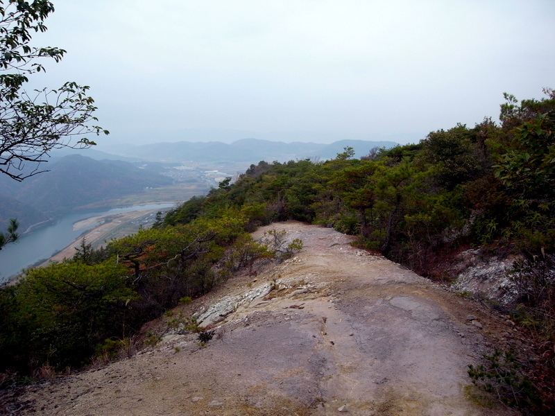 熊山登山 弓削コースを登る！の巻_f0325295_12481633.jpg