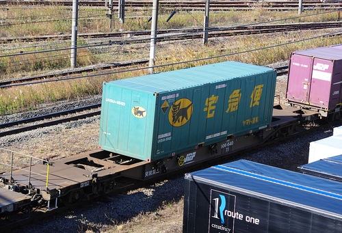 f0203926_2384479.jpg