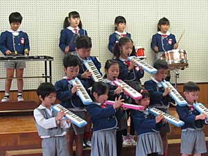 子どもの順応性_e0325335_15105019.jpg