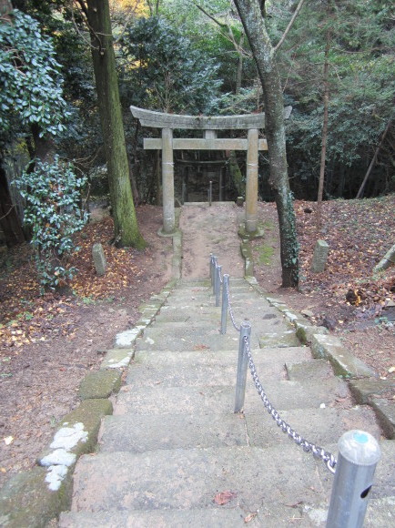 元は縫山だった?縫殿神社は奴山に在ります_a0237545_22364139.jpg