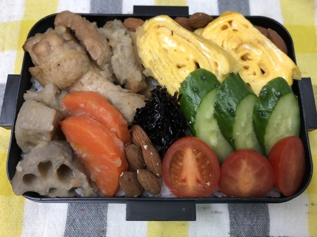 とりもも肉煮込み弁当_b0371149_07055391.jpeg