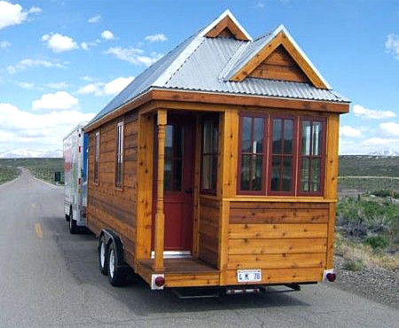 小屋作りから発想するトラックキャンパーへの夢 Martin Island 空と森と水と