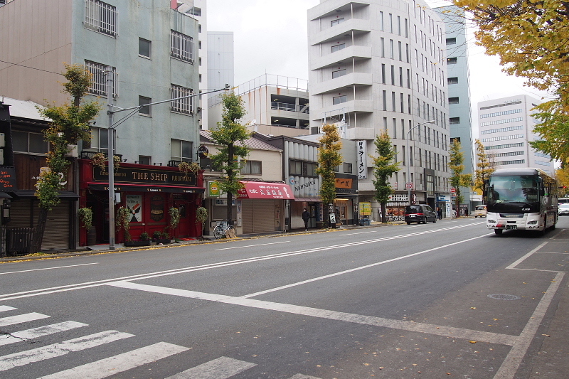 【豚骨カプチーノ？？】博多ラーメン 一双_b0008655_16431334.jpg