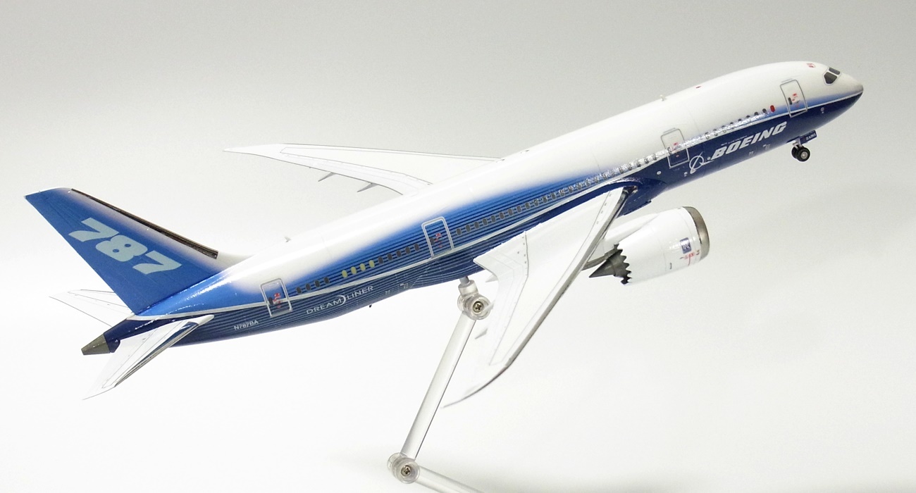 1/200 ボーイング787-8 デモンストレイター1号機 : シン