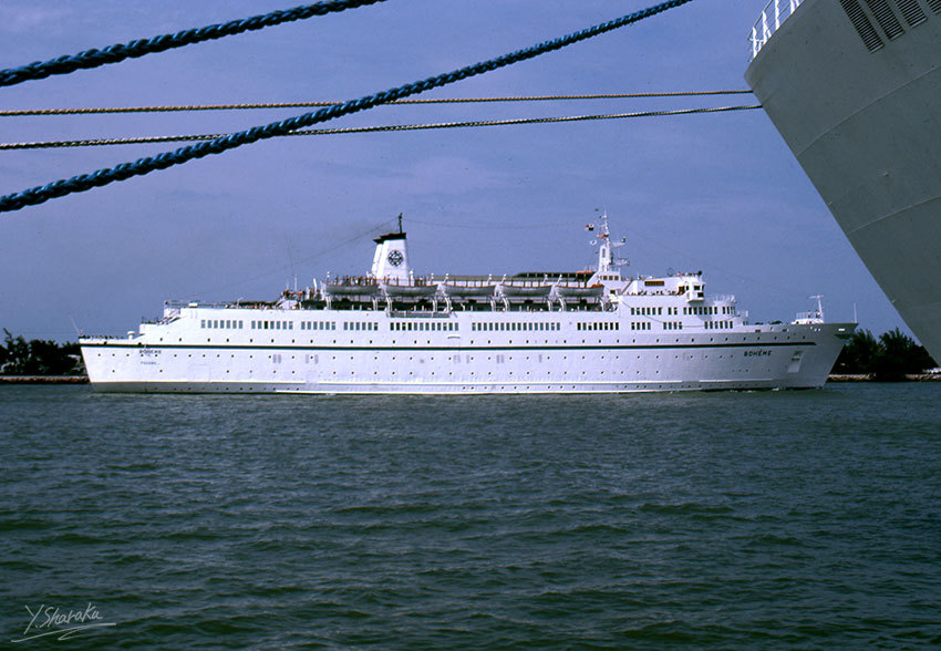 f0344614_16013803.jpg