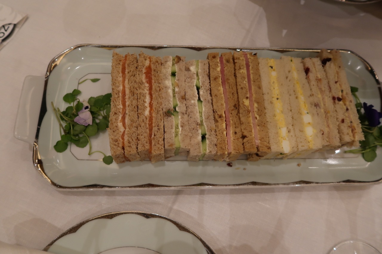 クリスマス・アフタヌーンティー ドーチェスターホテル_f0380234_20265617.jpg