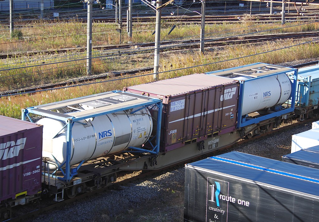 f0203926_21425346.jpg