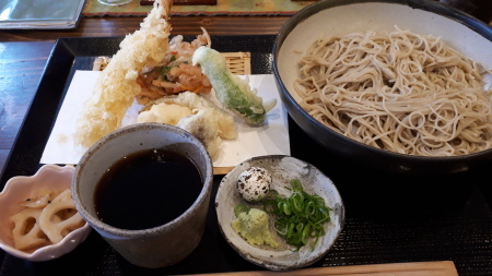 手打ち蕎麦 楽庵 　（京田辺市）_d0106134_22061693.jpg