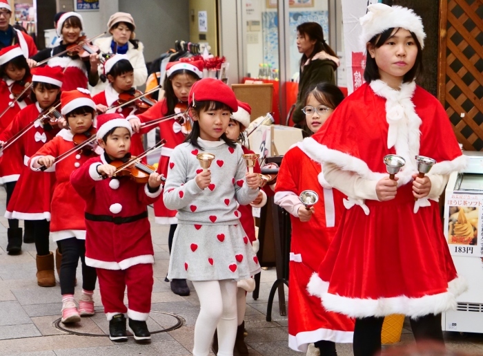 　　メリークリスマス  　２０１８-１２-２5　００：００_b0093754_22382901.jpg