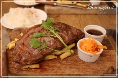 Bib Bar ビブ バール でお肉ランチ 大阪 梅田 グランフロント Bon Appetit Bib Bar ビブ バール でお肉ランチ 大阪 梅田 グランフロント Bon Appetit