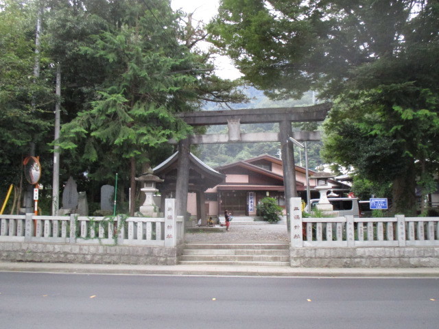 三嶋神社（大月市駒橋）_c0182455_09291326.jpg