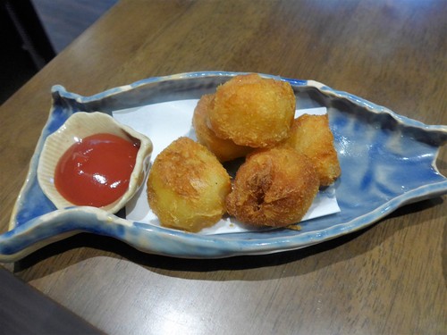 西荻窪「家庭料理とお酒 iitoco イイトコ」へ行く。_f0232060_0332131.jpg