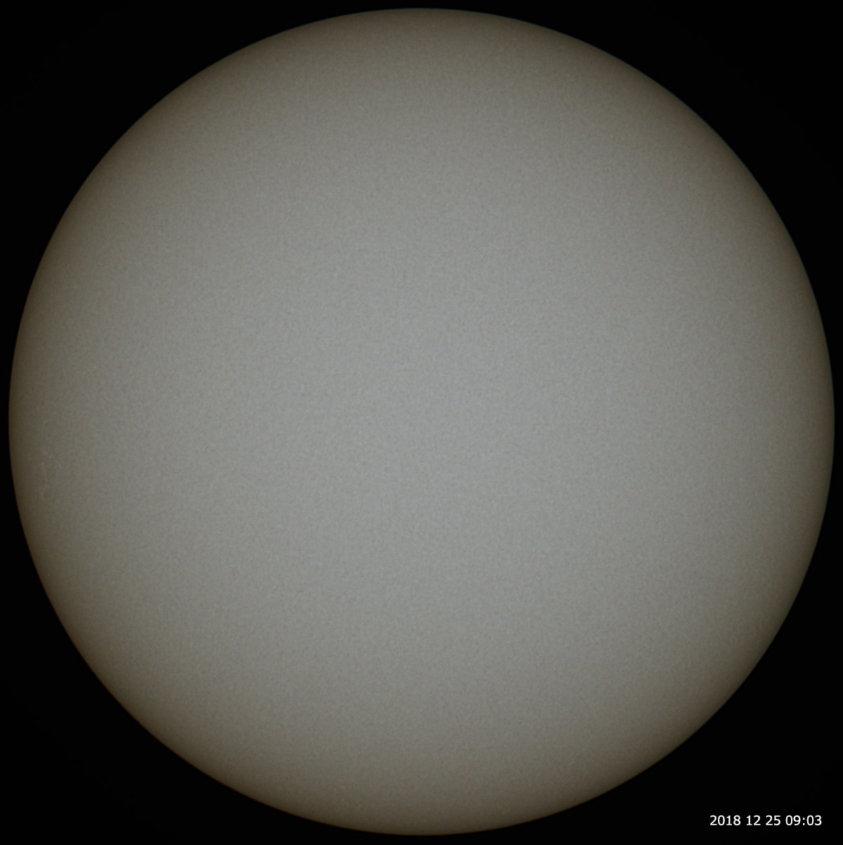 12月25日の太陽_e0174091_11521087.jpg