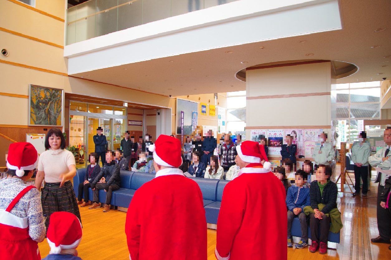 第11回 トーンチャイム演奏会 と 3兄弟の旅立ち_c0350752_11331620.jpg