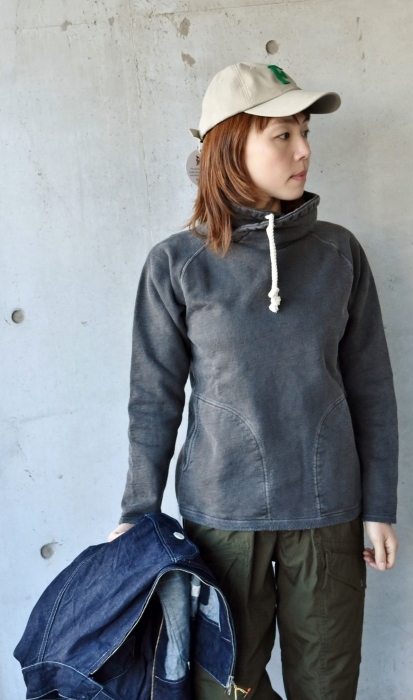 GOOD ON ROLL NECK SWEAT!★!_d0152280_08551795.jpg