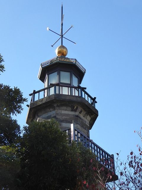 昭和レトロな給水塔と車庫の方が山縣有朋の庭園より良かった話♪秋の