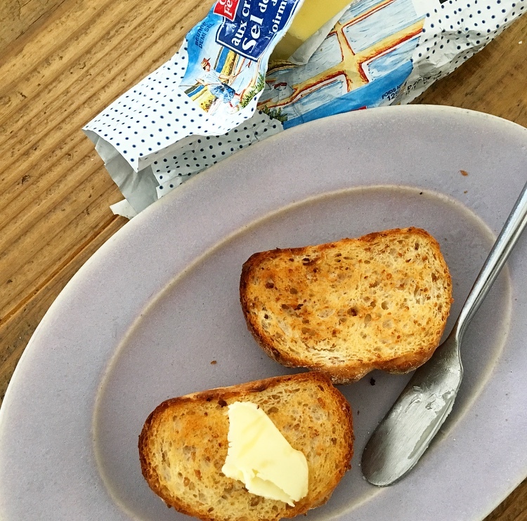 e0241285_06372142.jpeg