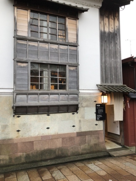 b0341471_22131316.jpeg