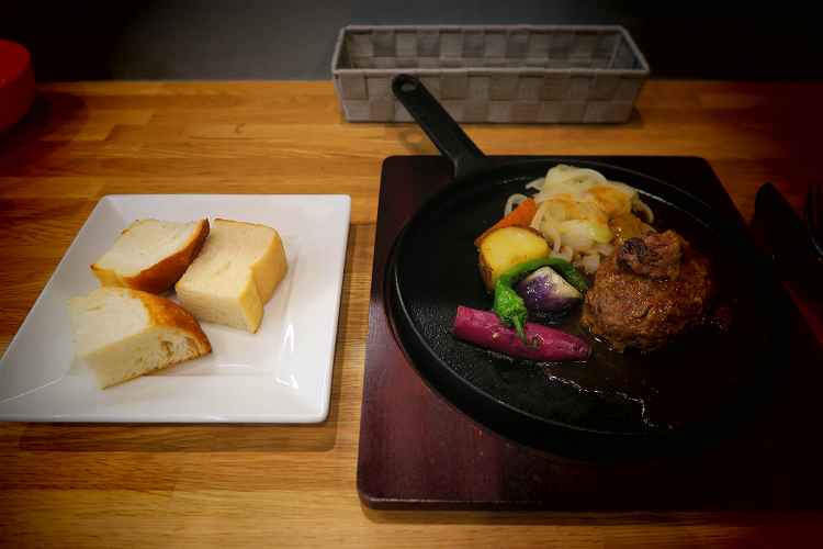 京都三条会商店街 －陽食屋３（トレ）－_b0169330_22145024.jpg