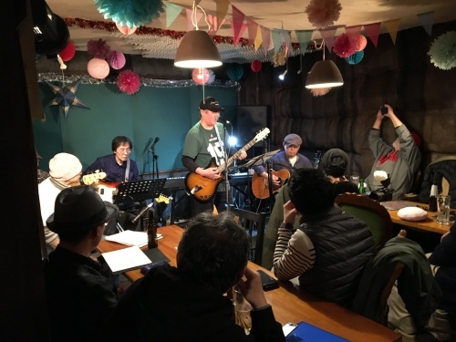 b0330040_23032732.jpeg