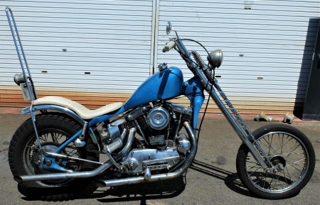ある日のサイラにあったバイクたち_a0165898_22395261.jpeg