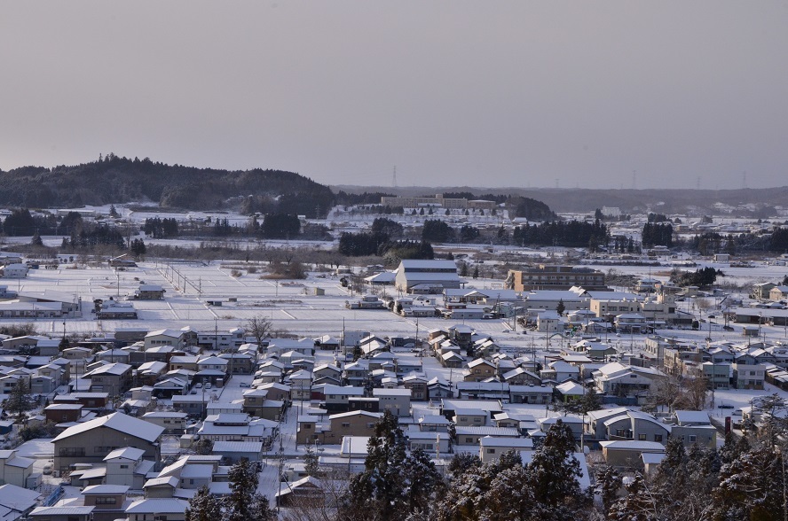 岩ヶ崎の雪景色と年越し熊そば_e0349817_19583099.jpg