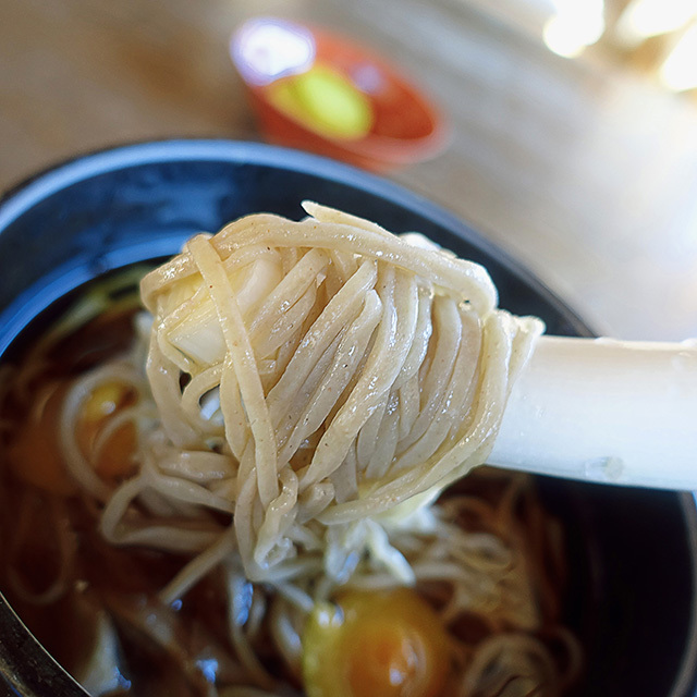 戊辰150年会津の旅1日目　大内宿では蕎麦をネギで食うのが当たり前　18.11.21 10:42_d0367875_08531625.jpg