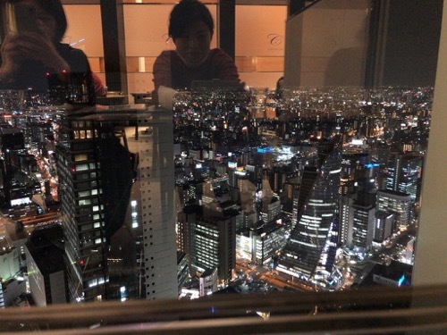 51階のカフェラウンジでしみじみ感じたこと_a0284626_20321592.jpg