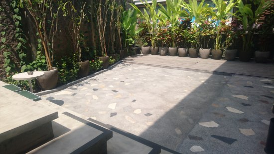 Full Circle, a concept by Expat. Roasters @ Jl. Jatayu (\'18年10月)_d0368045_0545697.jpg