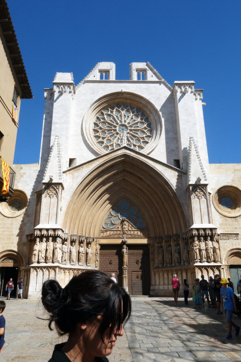 タラゴナの旧市街を散策 タラゴナ大聖堂 Catedral de Tarragona 人間の塔 Castell 無形文化遺産 2018年9月 バルセロナの旅(12)_f0117059_19590576.jpg