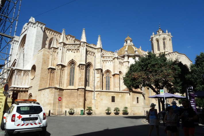 タラゴナの旧市街を散策 タラゴナ大聖堂 Catedral de Tarragona 人間の塔 Castell 無形文化遺産 2018年9月 バルセロナの旅(12)_f0117059_19593998.jpg