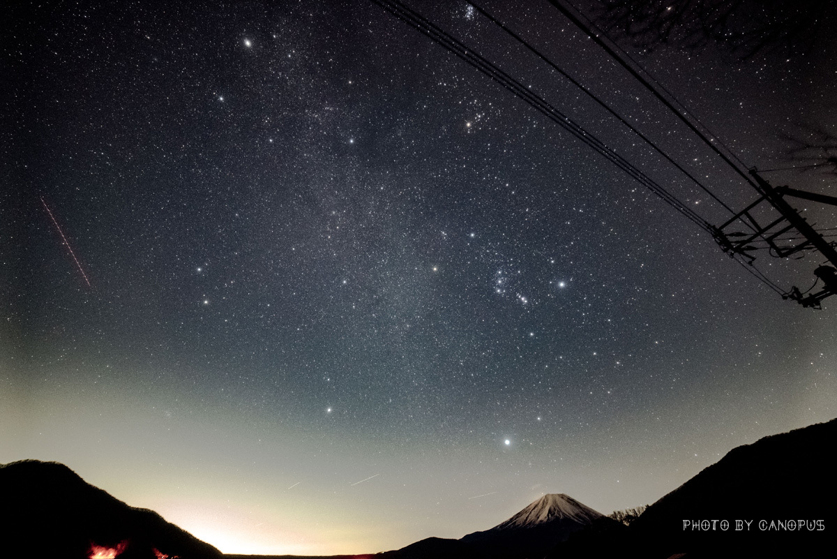 冬の大三角と富士山 (横構図)_e0196140_22491167.jpg