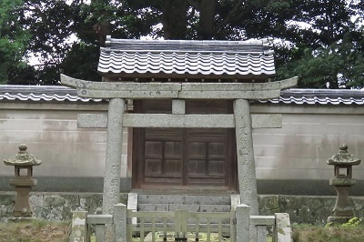 e0366602_04514839.jpg