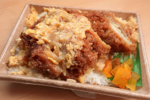 間違えて温めちまった セブンイレブン とろとろ玉子の鶏カツ御飯 398円 致し方ない 続 食欲記 間違えて温めちまった セブンイレブン とろとろ玉子の鶏カツ御飯 398円 致し方ない 続 食欲記