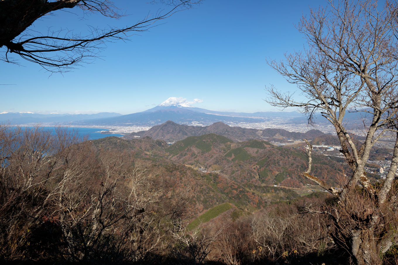 伊豆の国パノラマパーク「葛城山」海と富士山の展望を眺めに行こう！_c0369219_17292916.jpg