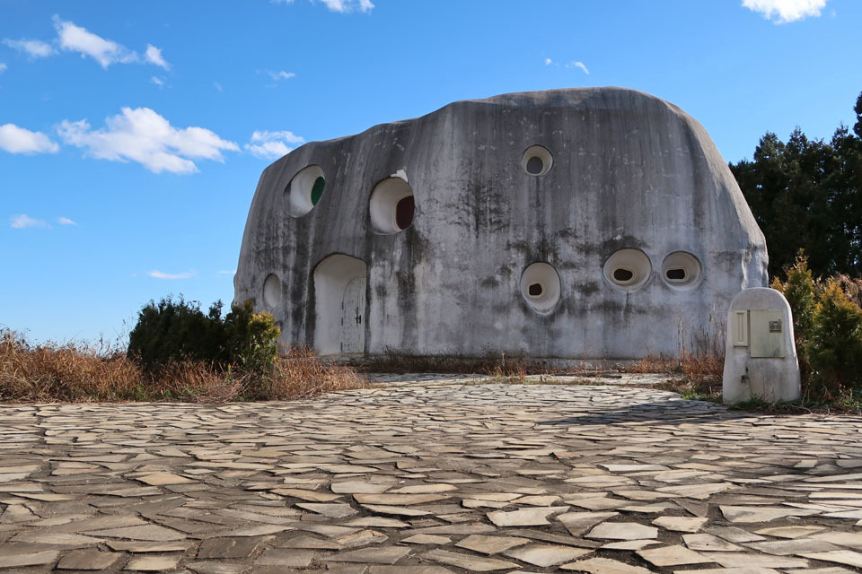 ■鳩山町の謎の建物（埼玉県）その1_f0395158_21344607.jpg