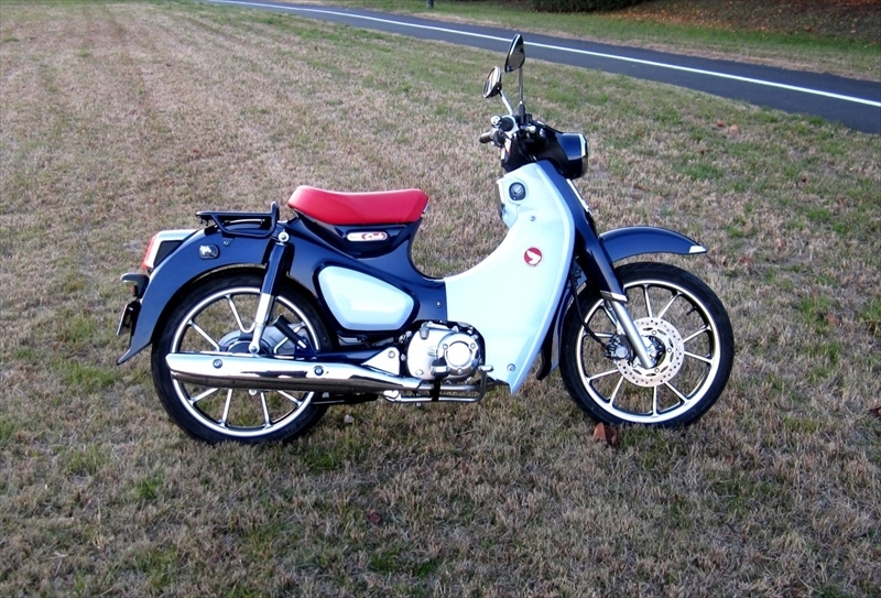 スーパーカブC125が来ました。 : 日曜の朝はGUZZI、再び