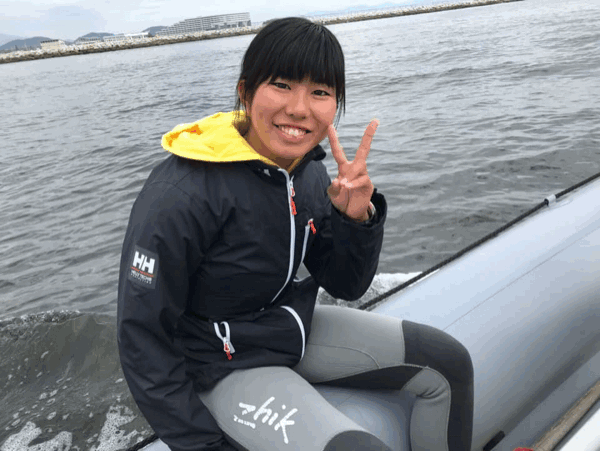 ブログリレーpart2 本日はいつも元気に返事をしてくれる1年生の吉田鈴奈ちゃんです 中央大学ヨット部 公式ブログ