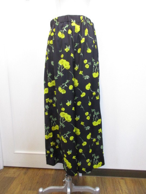 ミューニック Munich flower printed wide flare pants　★_e0076692_12250147.jpg