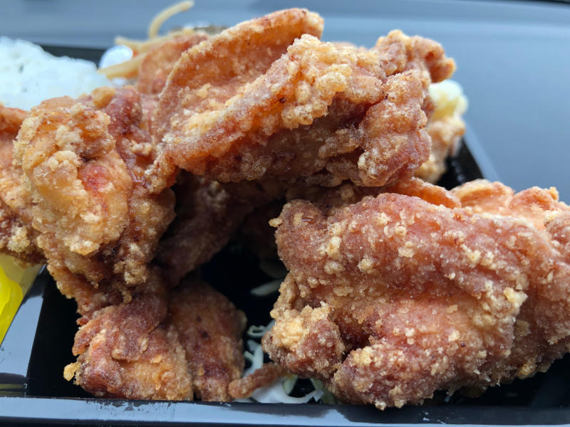 デカ盛り唐揚げ弁当 第20弾_a0359239_20062040.jpg