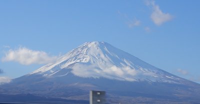 e0364056_2354213.jpg