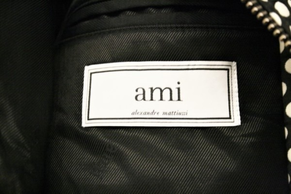 元日の過ごし方。写真少ねっ！！！　入荷ヴェトモン、ゴーシャラブチンスキー、A.P.C.、AMI、BIANCA CHANDONメンズトップス、アウター_f0180307_22033501.jpg