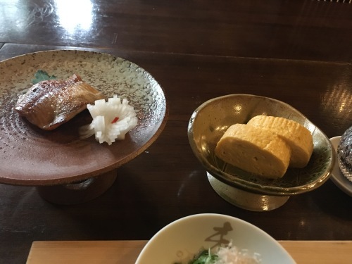 b0004229_09065512.jpeg