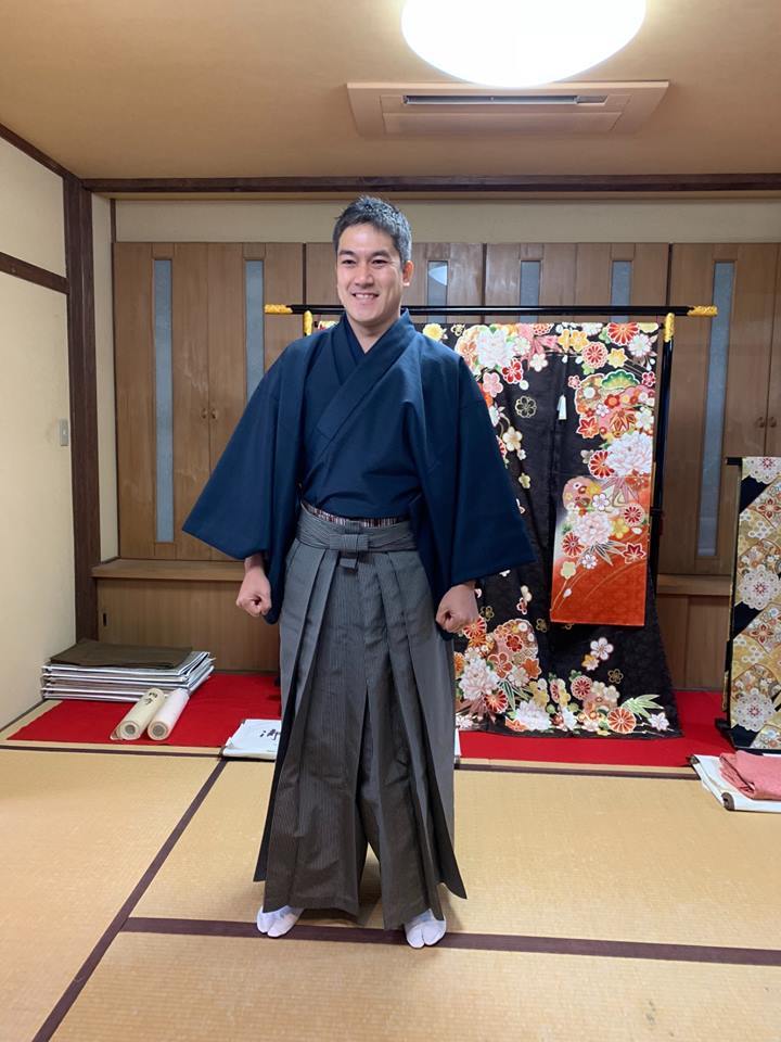 勇ましい袴姿で、茶道の初釜へ^^_d0230676_14520726.jpg