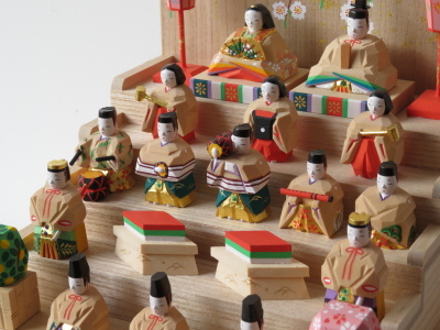 2019年出品 奈良一刀彫 吉岡一泰雛人形展【段雛飾り】_e0256889_21123391.jpg